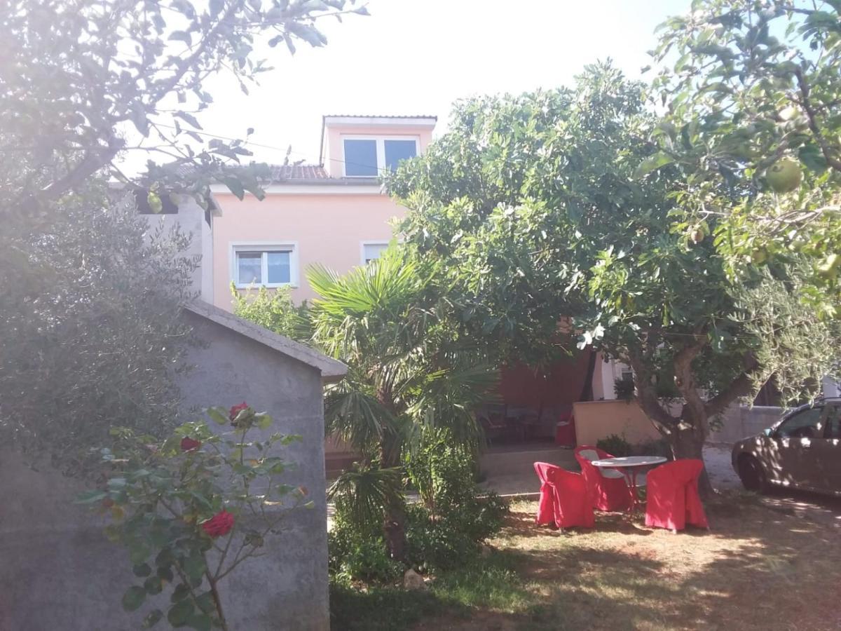 Apartmani Kutlesa Vodice Eksteriør bilde