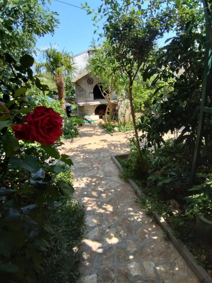 Apartmani Kutlesa Vodice Eksteriør bilde
