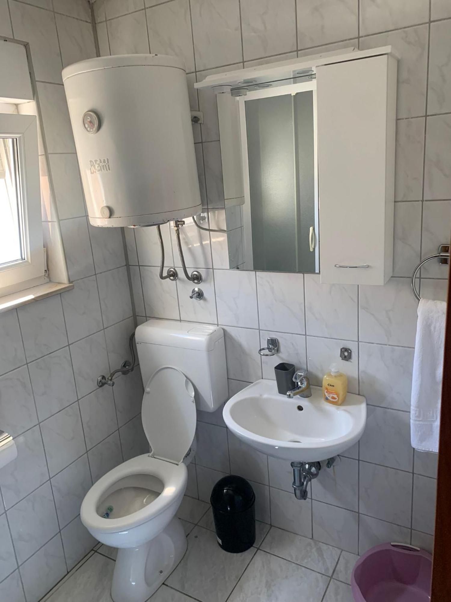 Apartmani Kutlesa Vodice Eksteriør bilde