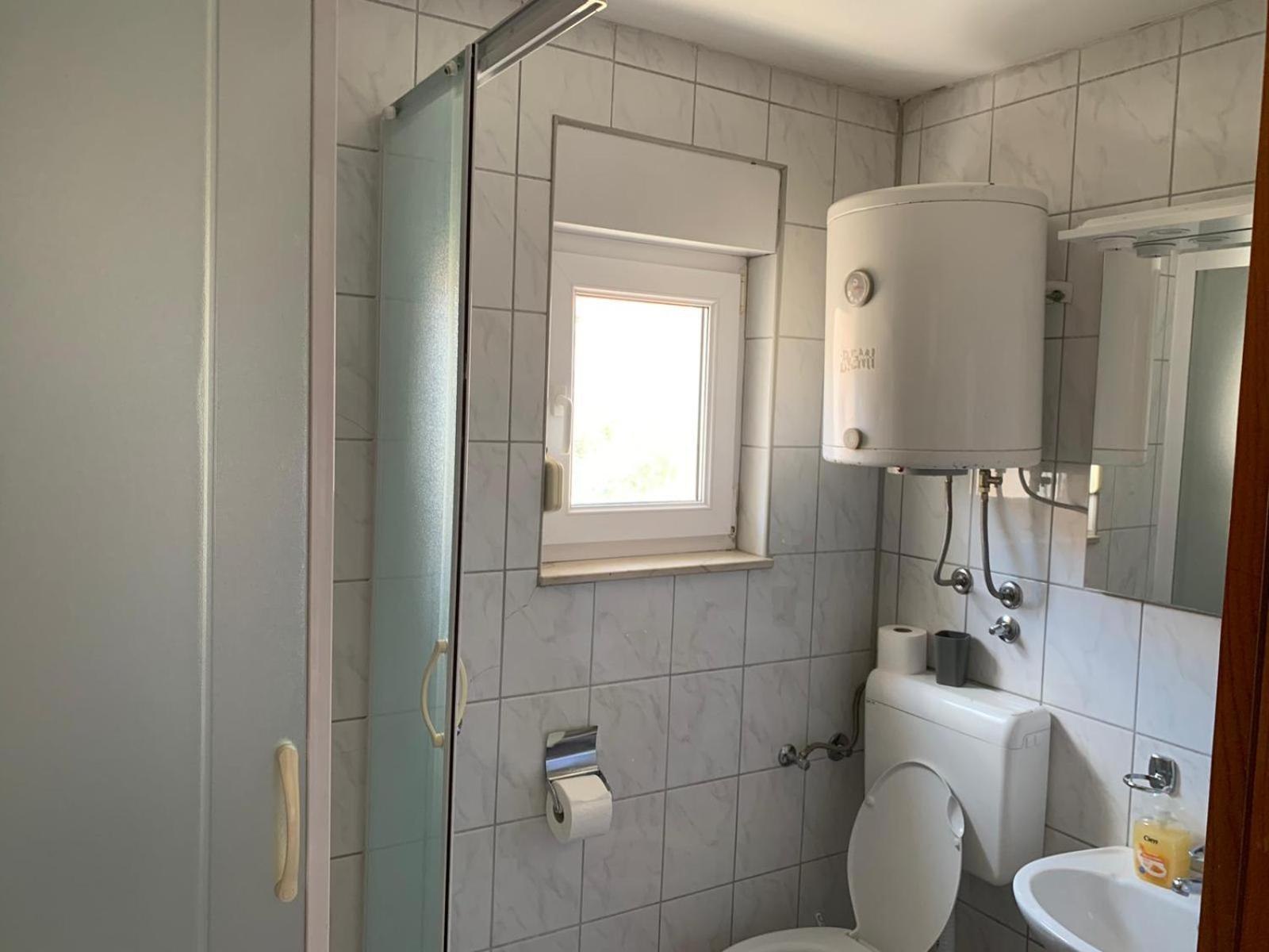 Apartmani Kutlesa Vodice Eksteriør bilde